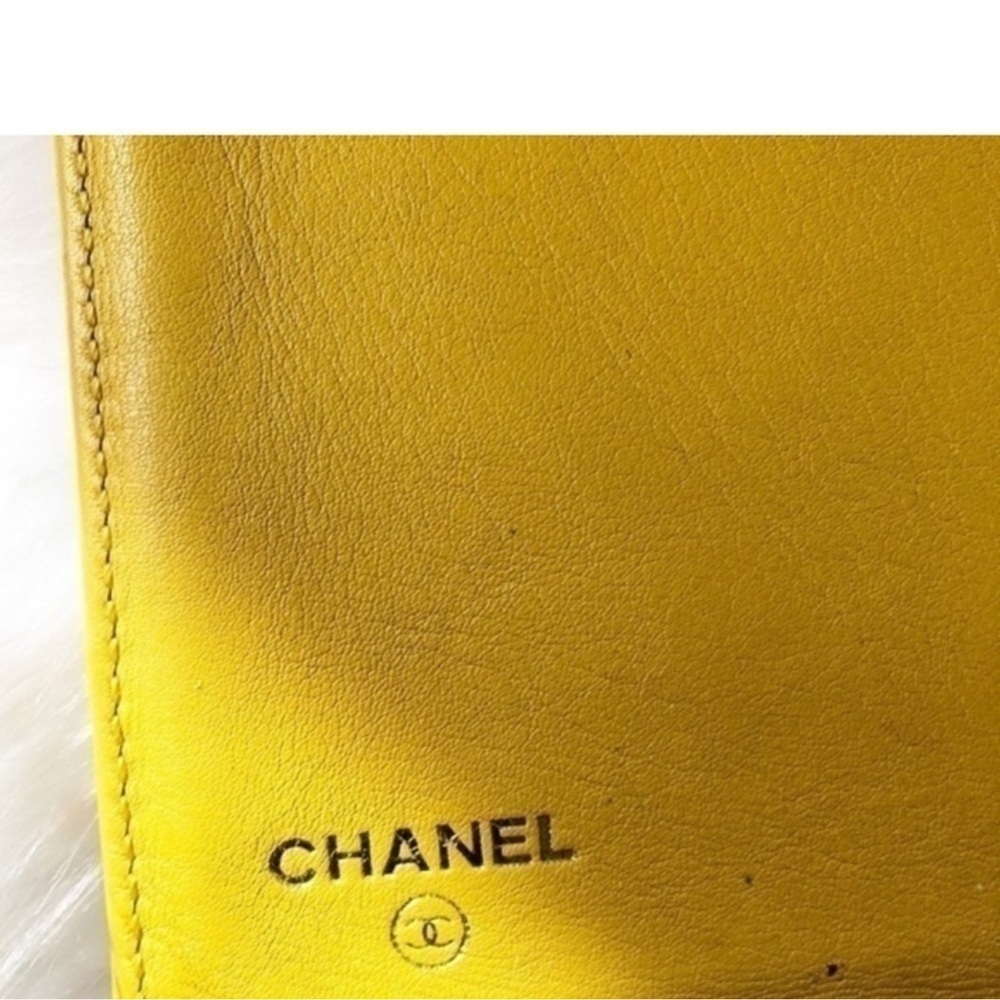 Chanel Caviar Yellow Billfold Wallet - Picture 7 of 13